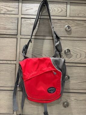 Osprey Red and Gray Messenger Bag, Pockets, Storage, Durable, Great Condition